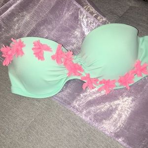 Victoria’s Secret Bathing Suit Top
